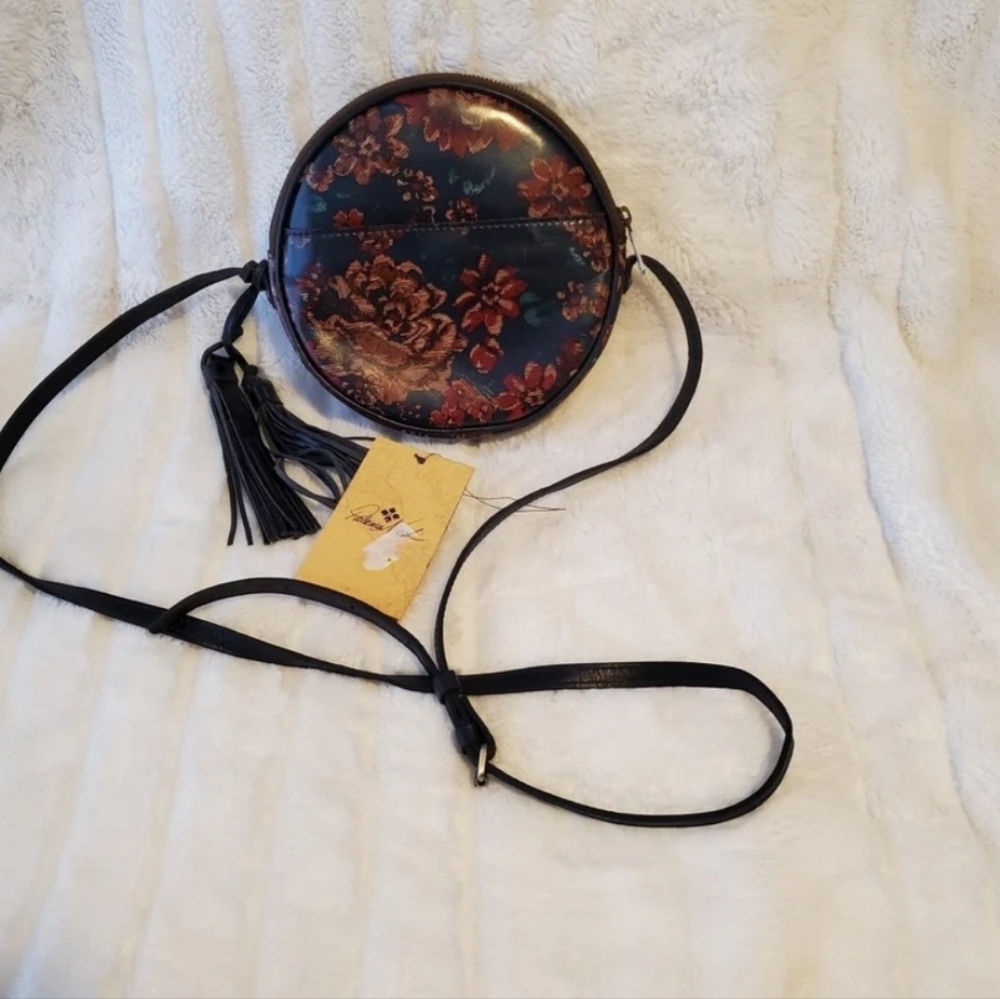 Patricia Nash Floral Round Crossbody Bag NWT - Picture 2 of 11